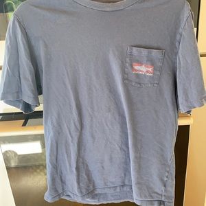Vineyard vines t shirt!